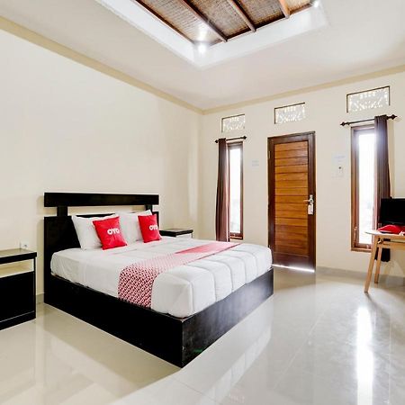 Oyo 90711 Blembong Homestay Jimbaran  Bagian luar foto