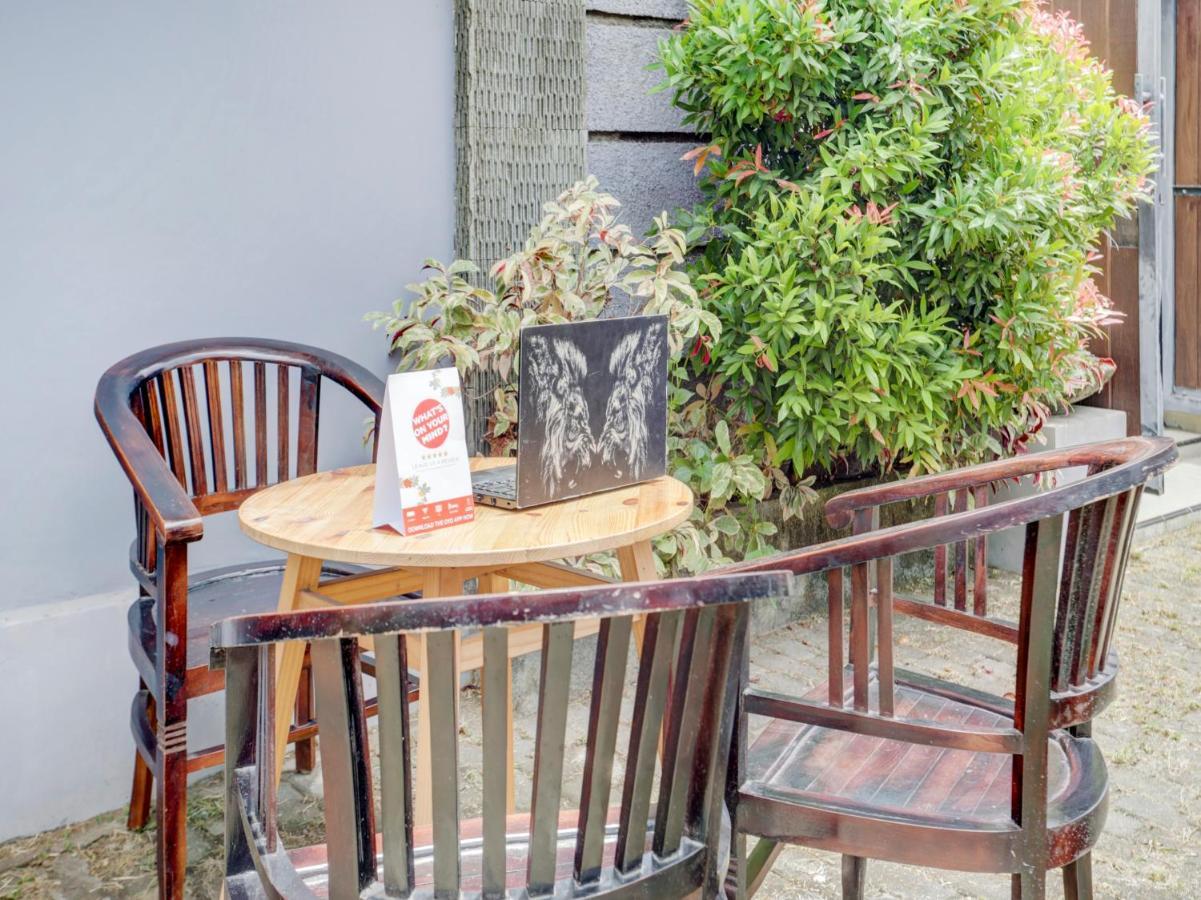 Oyo 90711 Blembong Homestay Jimbaran  Bagian luar foto